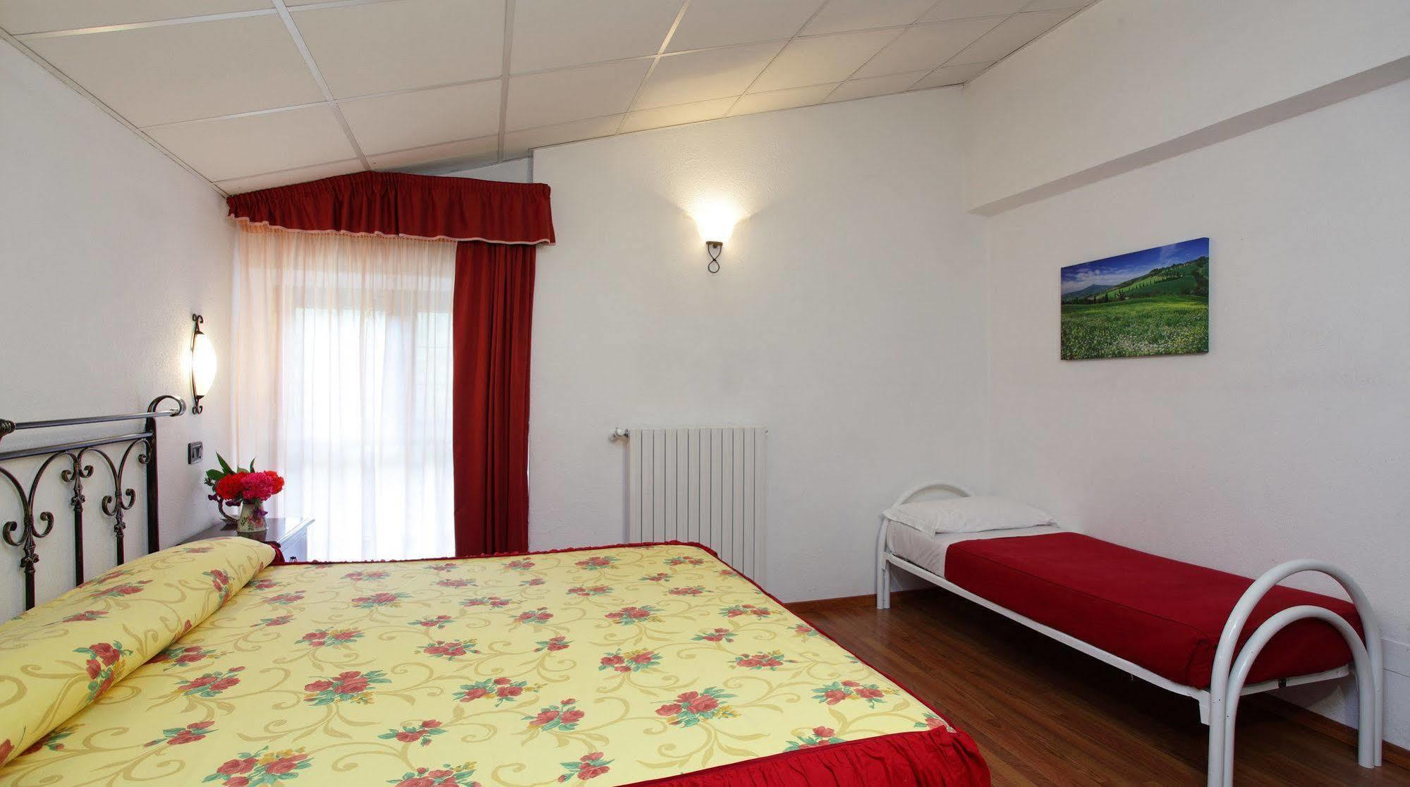 Albergo Le Macinaie - Monte Amiata Castel del Piano  Exteriör bild